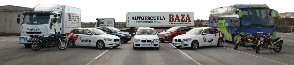 Vehículos en autoescuela baza